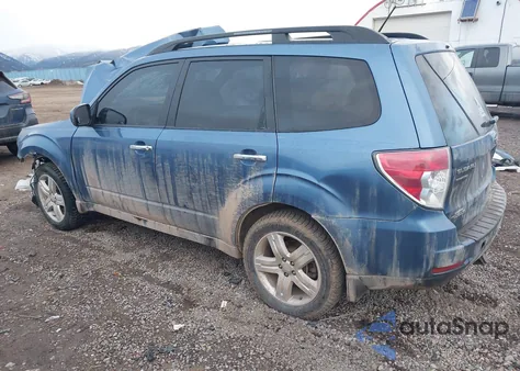 2010 Subaru Forester 2.5X Premium z USA, uszkodzony, nr VIN JF2SH6CCXAH904100